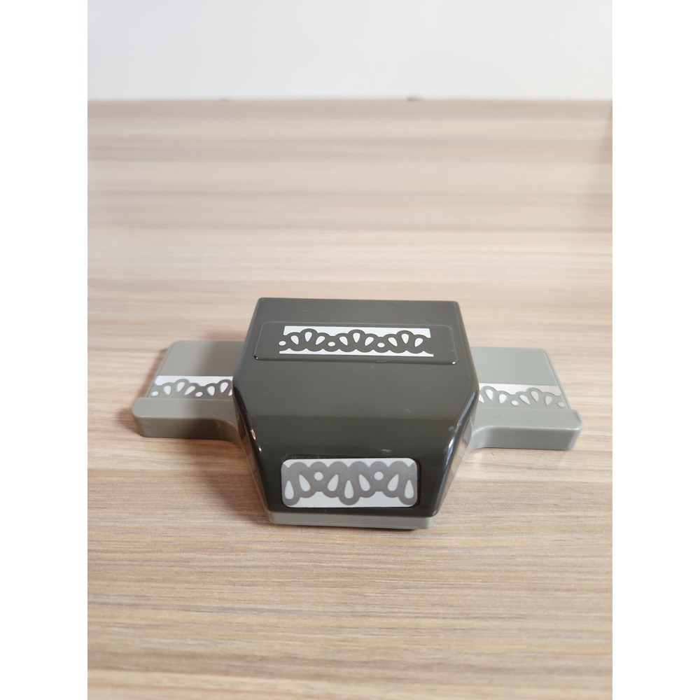 Stampin' Up! Decorative Ribbon‎ Border Punch -  Rare Vintage Retired